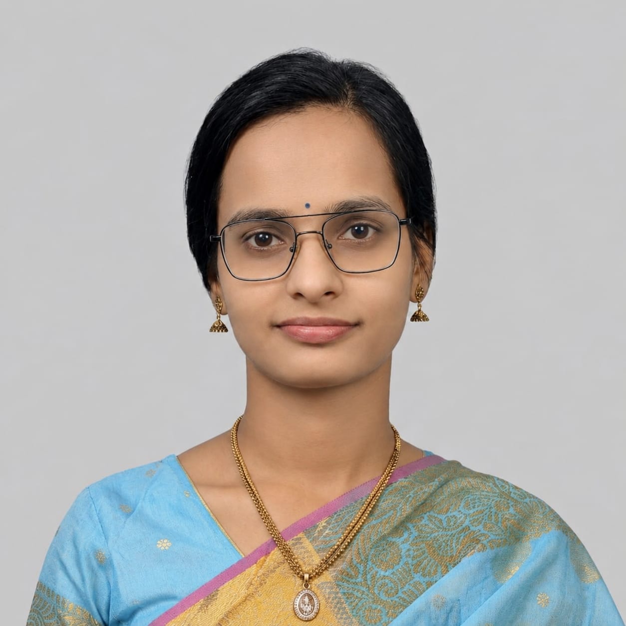Sarna Haldar — Digital Marketing Strategist